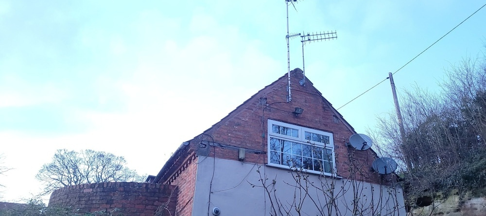 17th-century1bed/studio/petsok/garden/wifi, Retford — photo 1