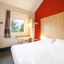 B&B HOTEL Evry Lisses (2), 利斯 — 照片 4