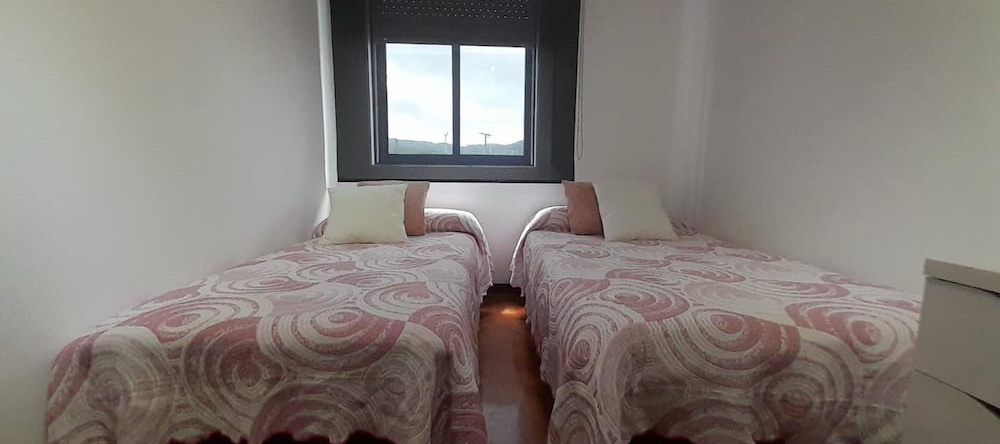 Apartment-sleeps6-parking-terrace, Vilagarcia de Arousa — photo 1