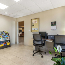 Best Western Prime Inn & Suites, Пото — фото 5