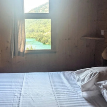 Cabanes et Lodges du Belvedere, Serrières-sur-Ain — photo 4