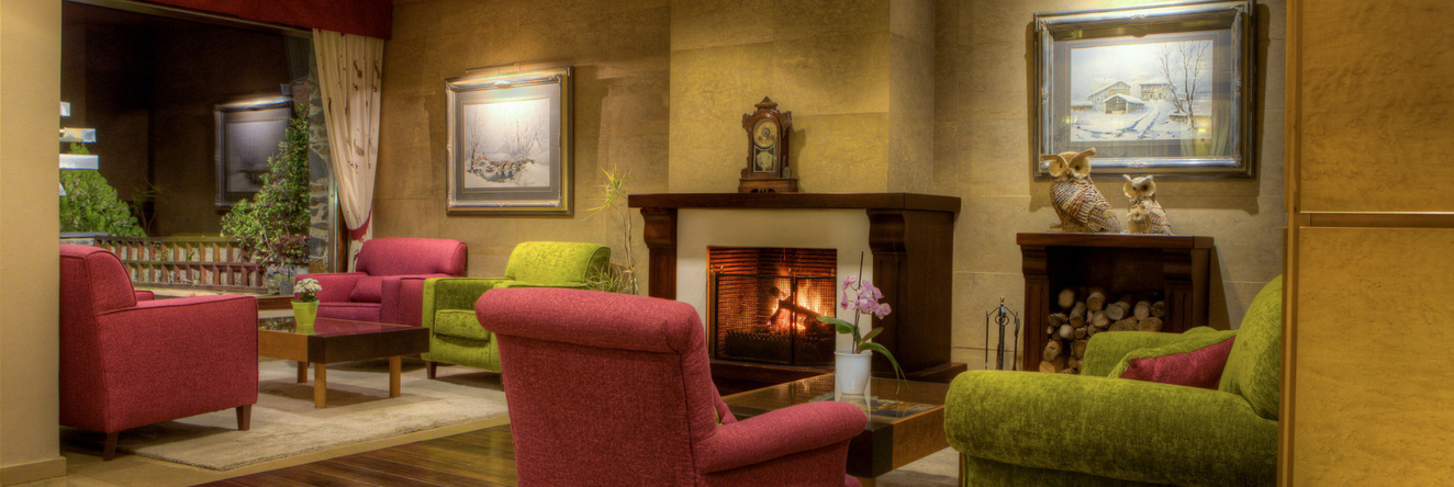 Hotel & Spa El Castell de Ciutat, 塞奥-德乌赫尔 — 照片 1