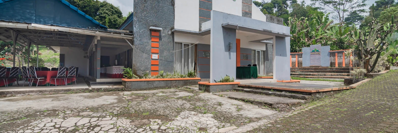 RedDoorz Plus @ Grand Yustik Sukabumi, 巴罗斯 — 照片 1