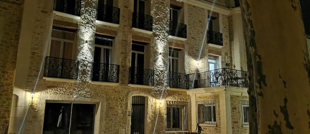 Appart Hotel Spa Perpignan, 佩皮尼昂 — 照片 1