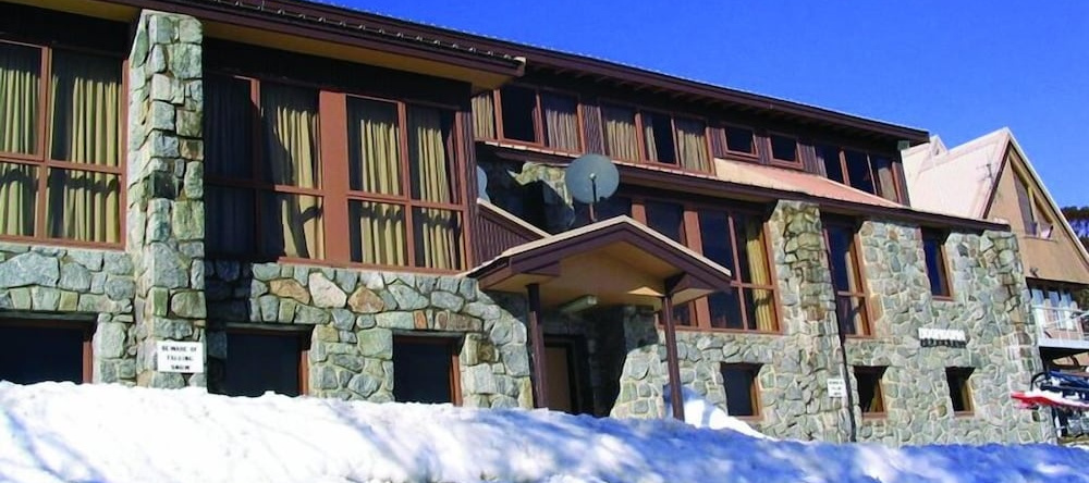 Boonoona Ski Lodge, Perisher Valley — photo 1