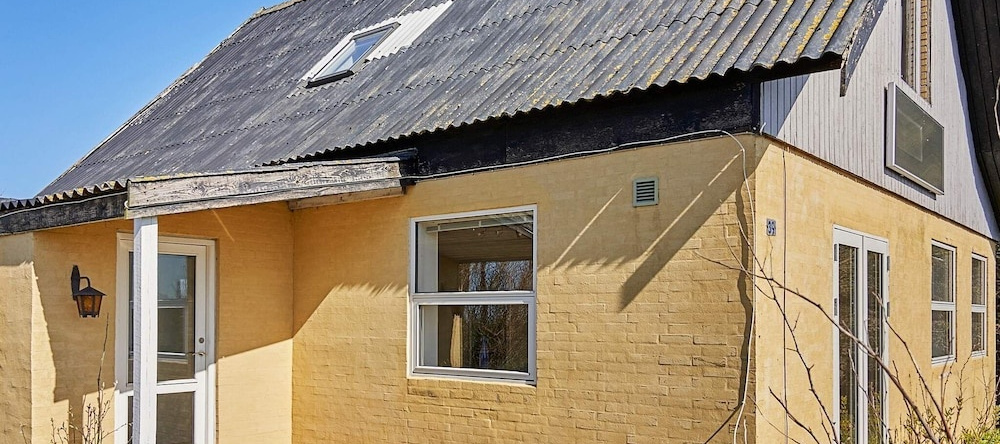 8 Person Holiday Home in Rø Gudhjem, 古德耶姆 — 照片 1