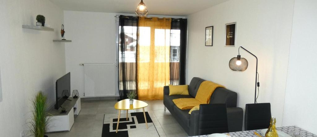 "LEMON TOUCH" - 45m2 - RÉSIDENCE SÉCURISÉE - WIFI, 克吕斯 — 照片 1