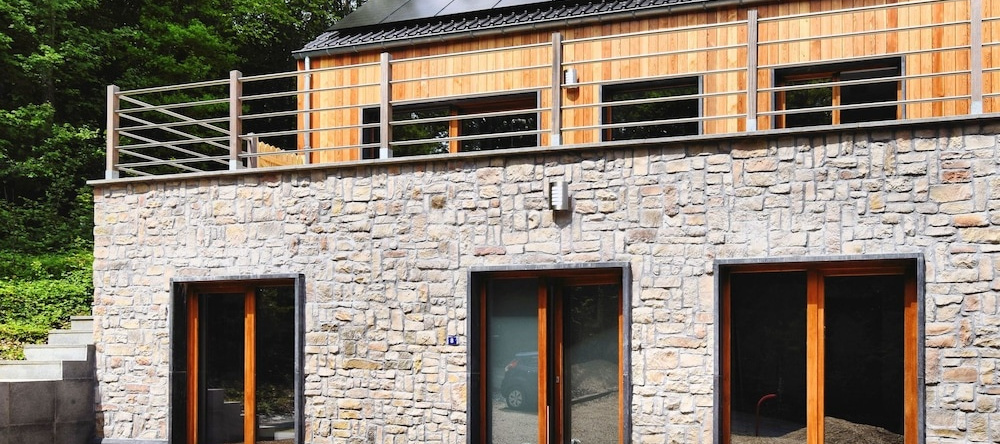 Luxurious Holiday Home in Beauraing with Sauna, 博伦 — 照片 1