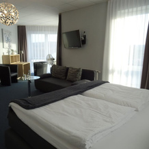 Komm' In Hotel, Мехерних — фото 3