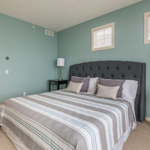 Lake Street Townhome, Saugatuck — photo 5