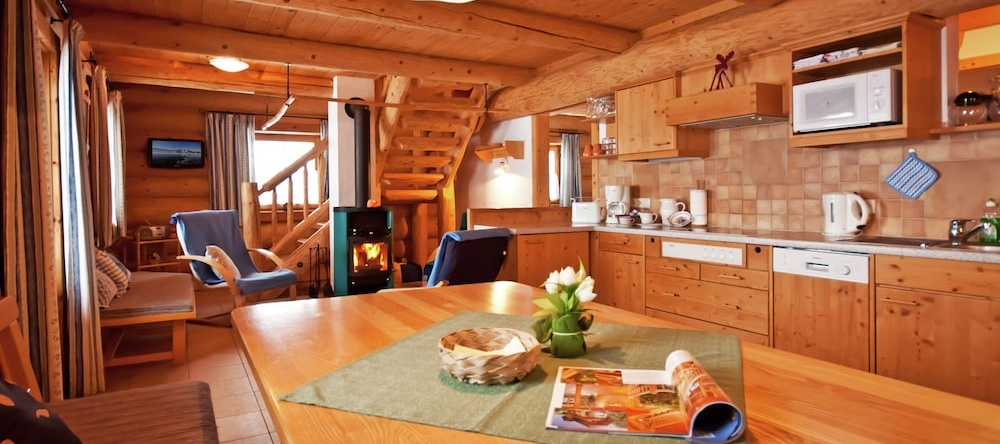 Wooden Chalet In Fusch An Der Großglocknerstraße With Sauna, Фуш-ан-дер-Гросглокнерштрассе — фото 1