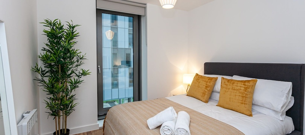 Harbour City Apartments, Salford — photo 1
