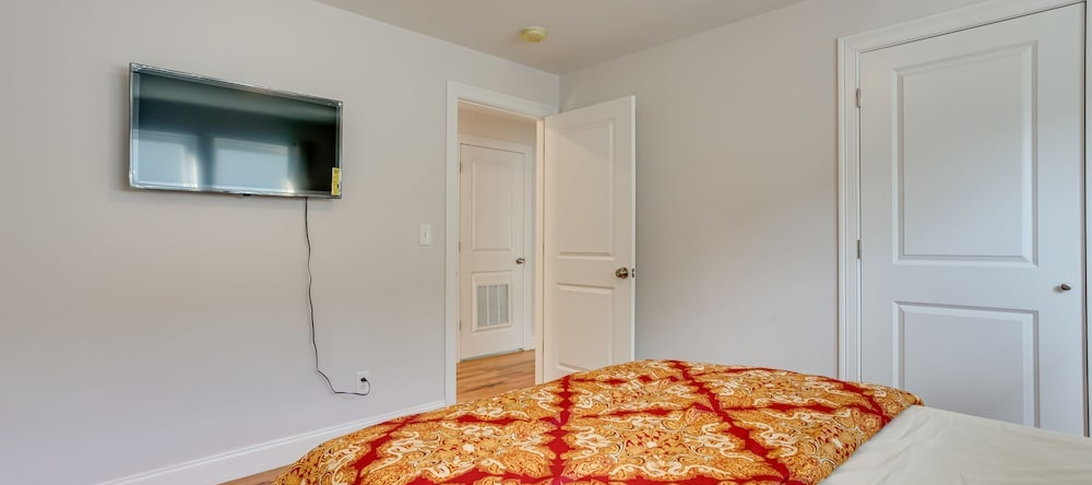 Stylish Newark, New Jersey, Vacation Rental!, Newark — photo 1
