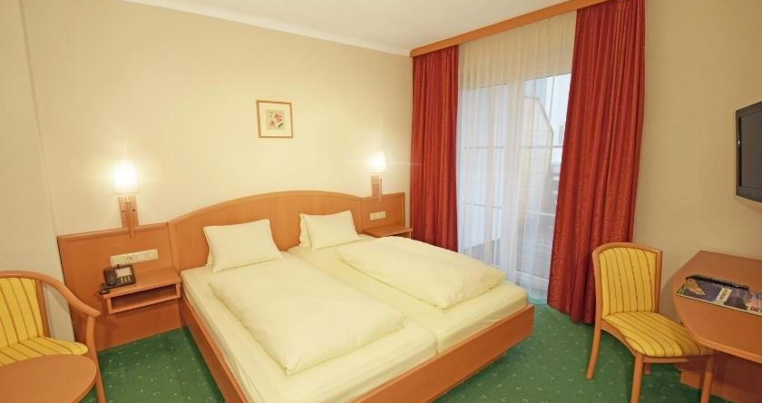 Hotel Birkenhof Am See, Санкт-Канциан-ам-Клопайнер-Зее — фото 1