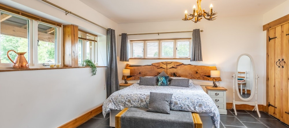 The Lodge, Saughall — photo 1