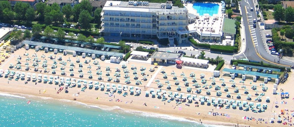 Hotel Numana Palace, Нумана — фото 1