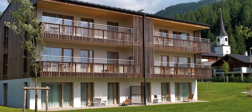 Aja Bergresort Werfenweng Apartments, Верфенвенг — фото 1