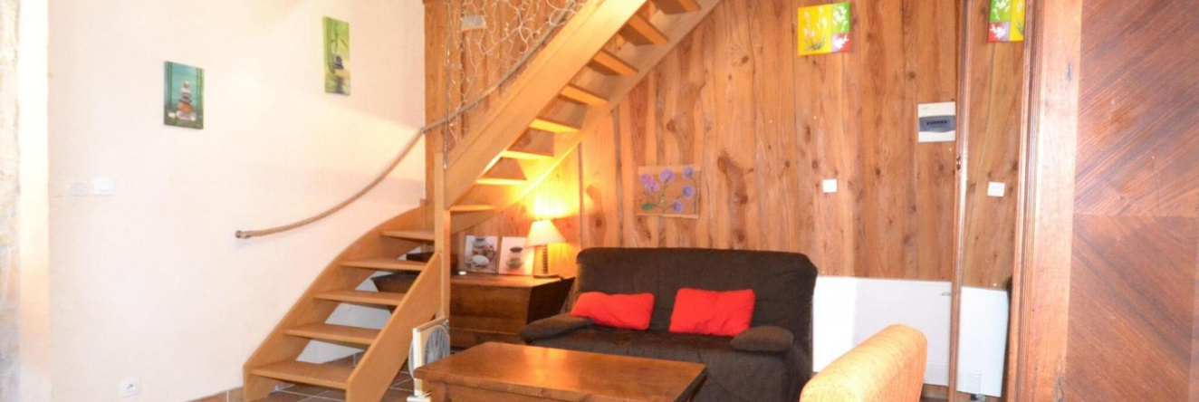 Vintage Holiday Home in Lanas with Swimming Pool, Lanas — photo 1