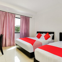 Super OYO 89495 Rich Hotel, Ayer Hitam — photo 4