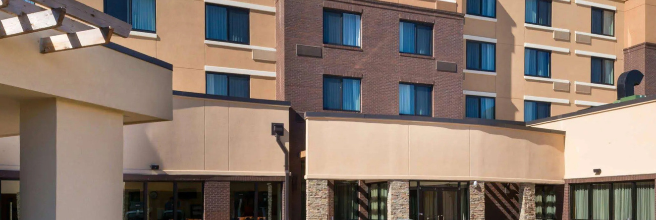 Courtyard Jacksonville, Джексонвилл — фото 1