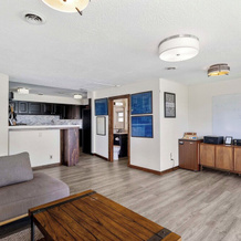 Lakefront Washington Home w/ Private Pool & Sauna, 摩西湖 — 照片 5