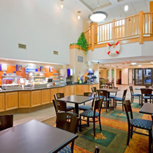 Holiday Inn Express Hotel & Suites Carneys Point By Ihg, Карнис-Пойнт — фото 5