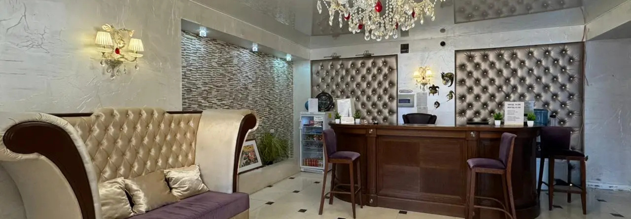 Gostinica Oktyabr'skaya Hotel, 十月镇 — 照片 1