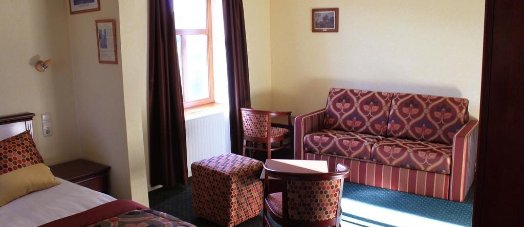 Auberge des Crtes, 迪南 — 照片 1