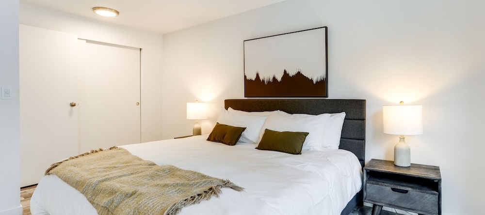 Beautiful Kenmore Retreat Near Marina & Beach!, Кенмор — фото 1