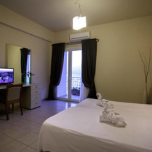 Eviana Beach, Eretria — photo 3