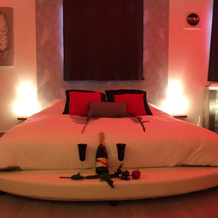 Suite Cupidon- Domaine Des Trois Châteaux, Муане — фото 2