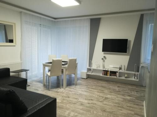 Mati Apartments, Дзивнувек — фото 1