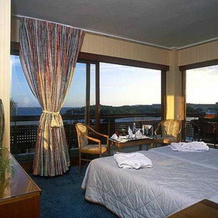 Plaza Vouliagmeni Strand Hotel, Вулиагмени — фото 4