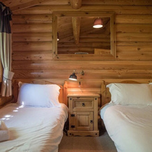 Oak Lodge With Hot Tub, Kingfishers, Эрл-Сохем — фото 3
