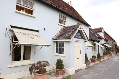 The Black Boys Inn, Hurley — photo 1
