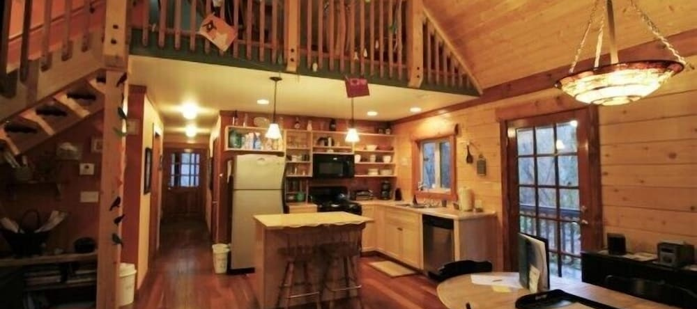 Mt Baker Lodging Cabin 21 - Sleeps 6, Warnick — photo 1