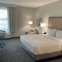 La Quinta Inn & Suites By Wyndham Valdosta, Валдоста — фото 2