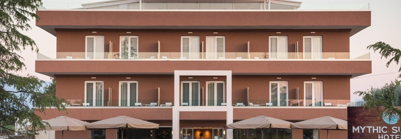 Mythic Summer Hotel, Paralia — photo 1