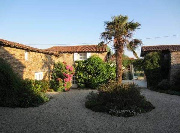 Relais de la Rinière, 勒朗德罗 — 照片 1