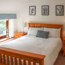 Beautiful, Spacious Cottage Offering Views of the River Nar, 纳伯勒 — 照片 3