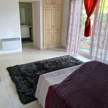 Chambre spacieuse independante dans villa plus parking privee, 勒卡内 — 照片 3