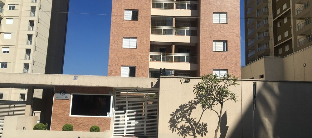 Três Quartos - Quartos Residenciais, 巴鲁埃里 — 照片 1
