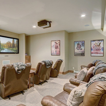 Luxury With Mountain Views, Private Hot Tub Arrowhead 6 Bedroom Townhouse, Edwards — photo 2
