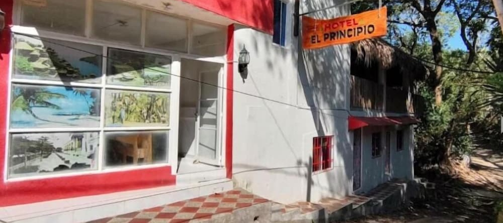 Hostal Principio Tayrona, 科利纳斯德卡拉巴佐 — 照片 1