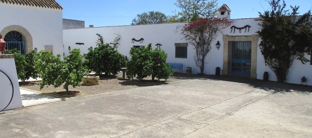 Cortijo Santa Clara, 卡莫纳 — 照片 1
