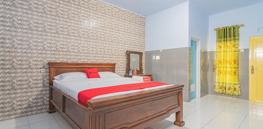 RedDoorz Syariah @ Tambak Mekar Street Subang, 瓦纳亚斯 — 照片 1