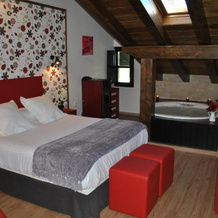 Apartamentos Spa Casco Histórico de Isla, 阿尔努埃罗 — 照片 4