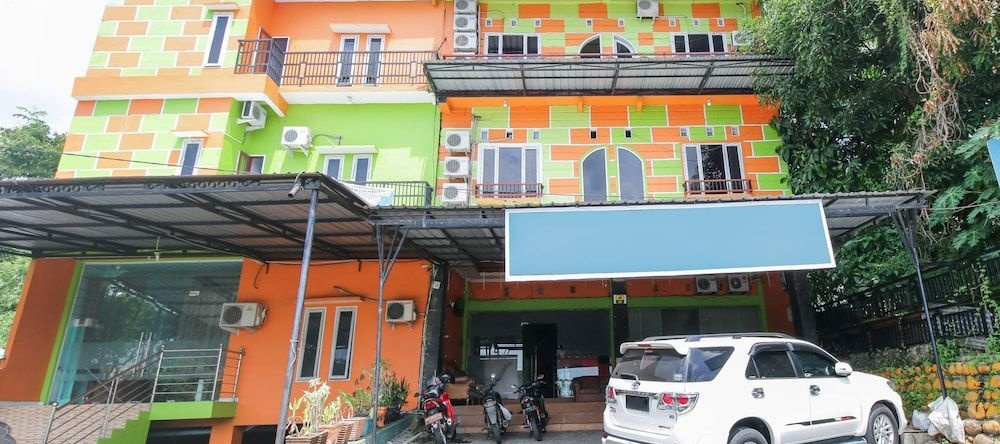 Airy Eco Bandara Sultan Hasanuddin Makassar, Макассар — фото 1