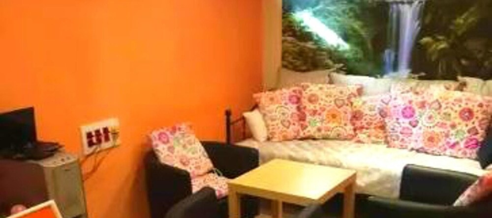 House With 5 Bedrooms in Dos Hermanas, With Pool Access, Enclosed Gard, 多斯埃马纳斯 — 照片 1