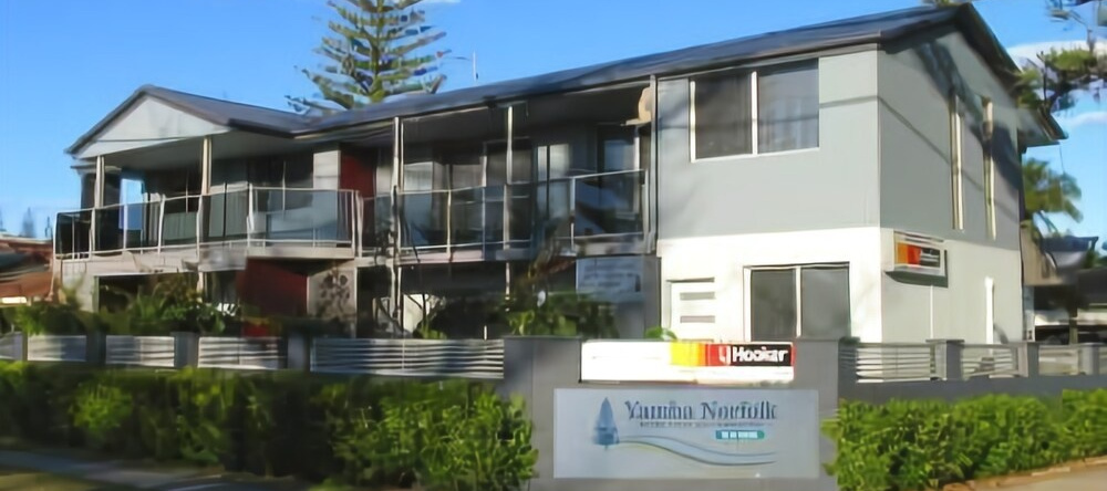 Yamba Norfolk Motel, 扬巴 — 照片 1